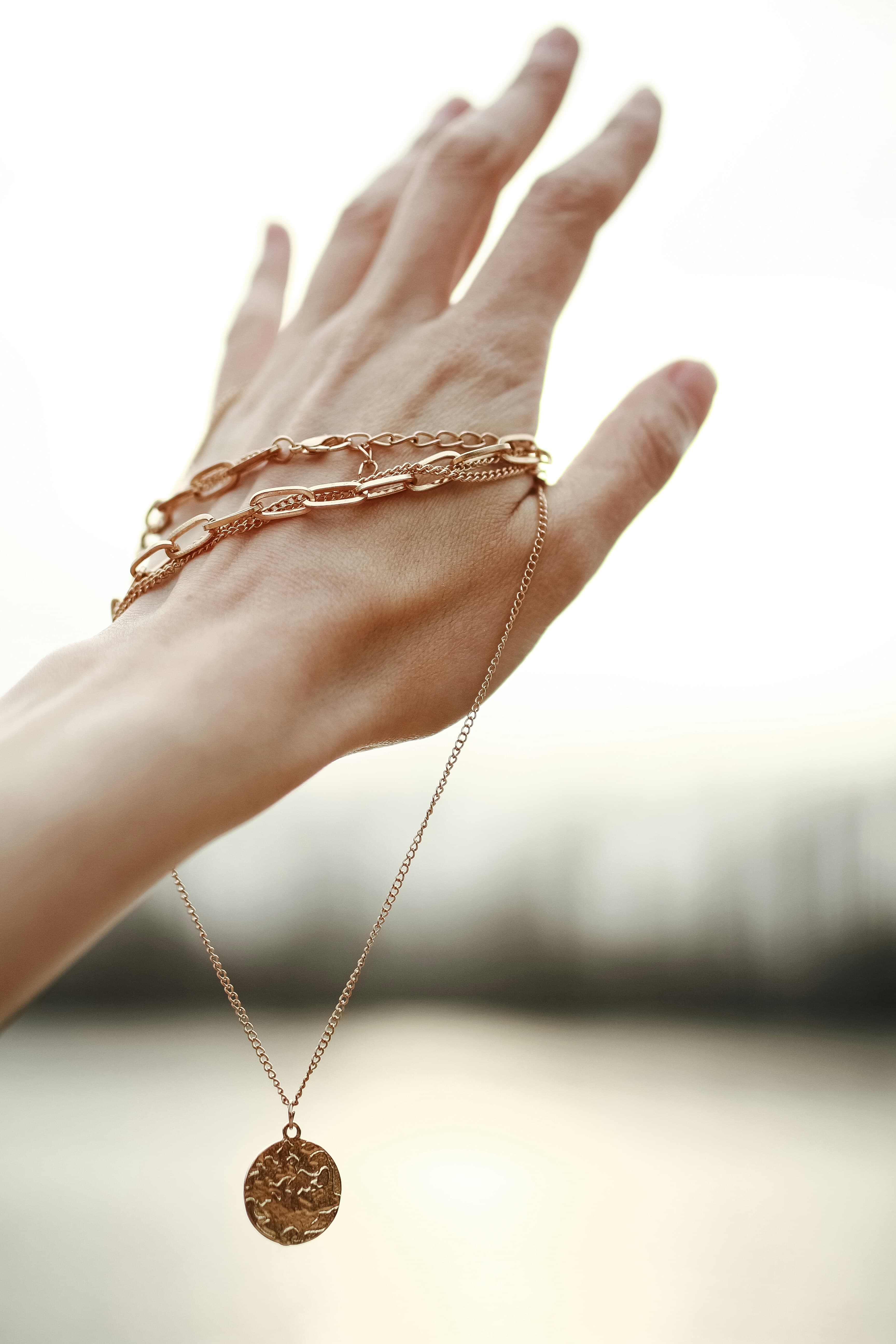 CHAIN NECKLACES Thumbnail
